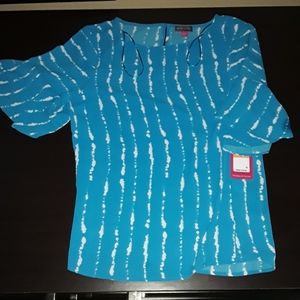 Vince camuto  flowy top